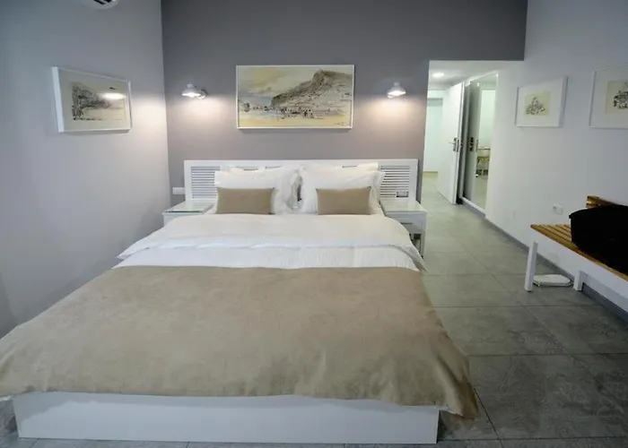 Aparthotel L Skanderbeg Square
