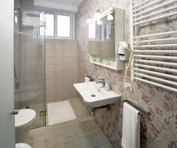 L Skanderbeg Square Aparthotel